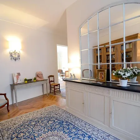 Champs Elysees Apartment Paris