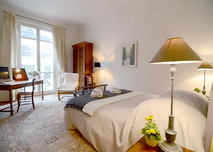 Champs Elysees Apartamento *